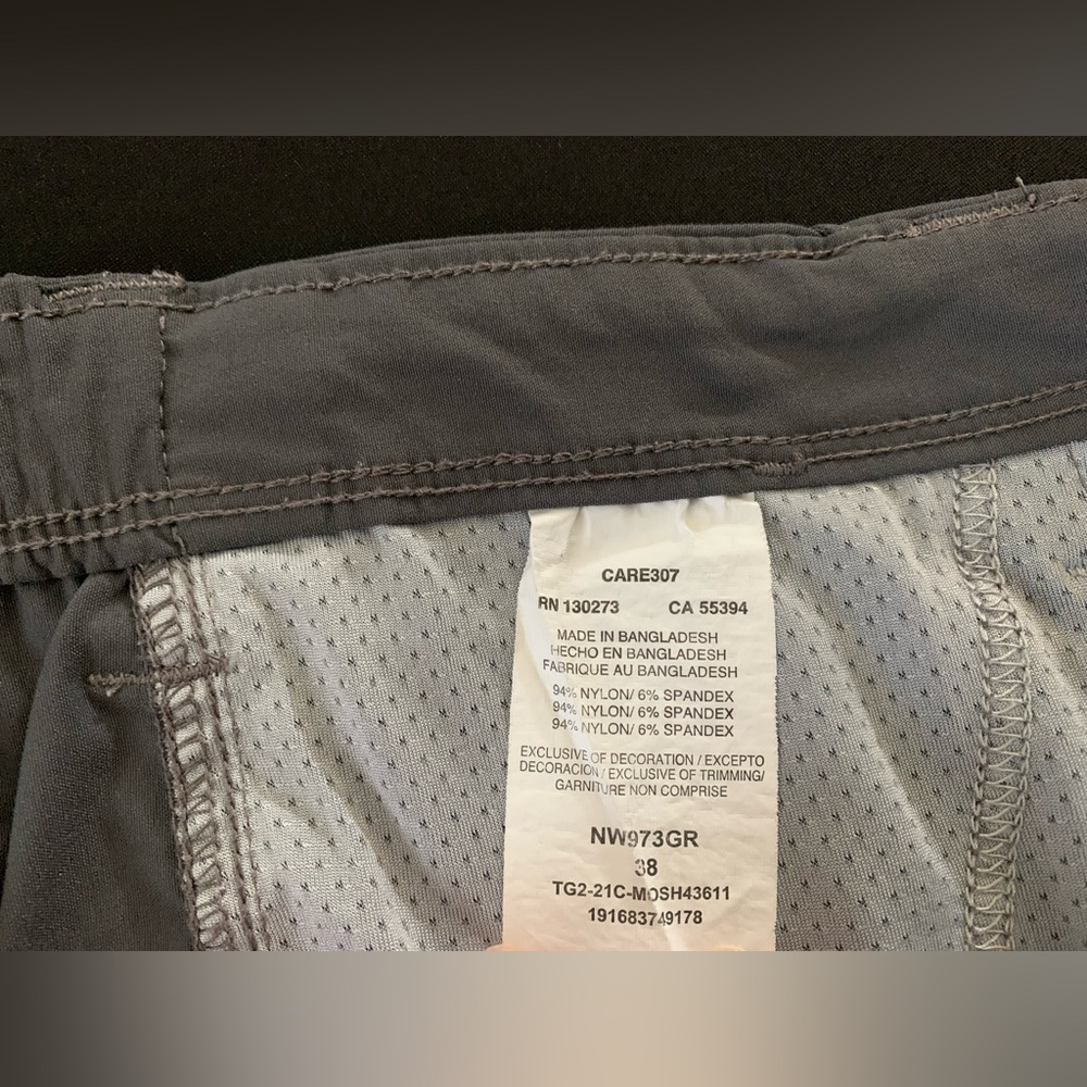 Wrangler Casual Gray  Pull-On Shorts with Logo Button - Picture 2 of 8